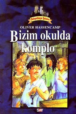 Bizim Okulda Komplo Dehşetkaya Şatosu 9